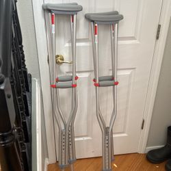Crutches 