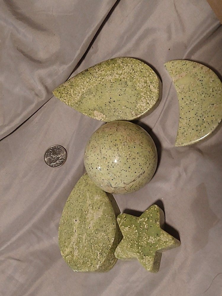 Yellow Serpentine Sculpture Bulk Lot