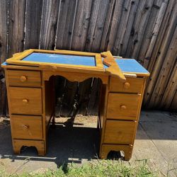 Vanity Project Desk