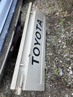 1981 Toyota Pickup Tailgate