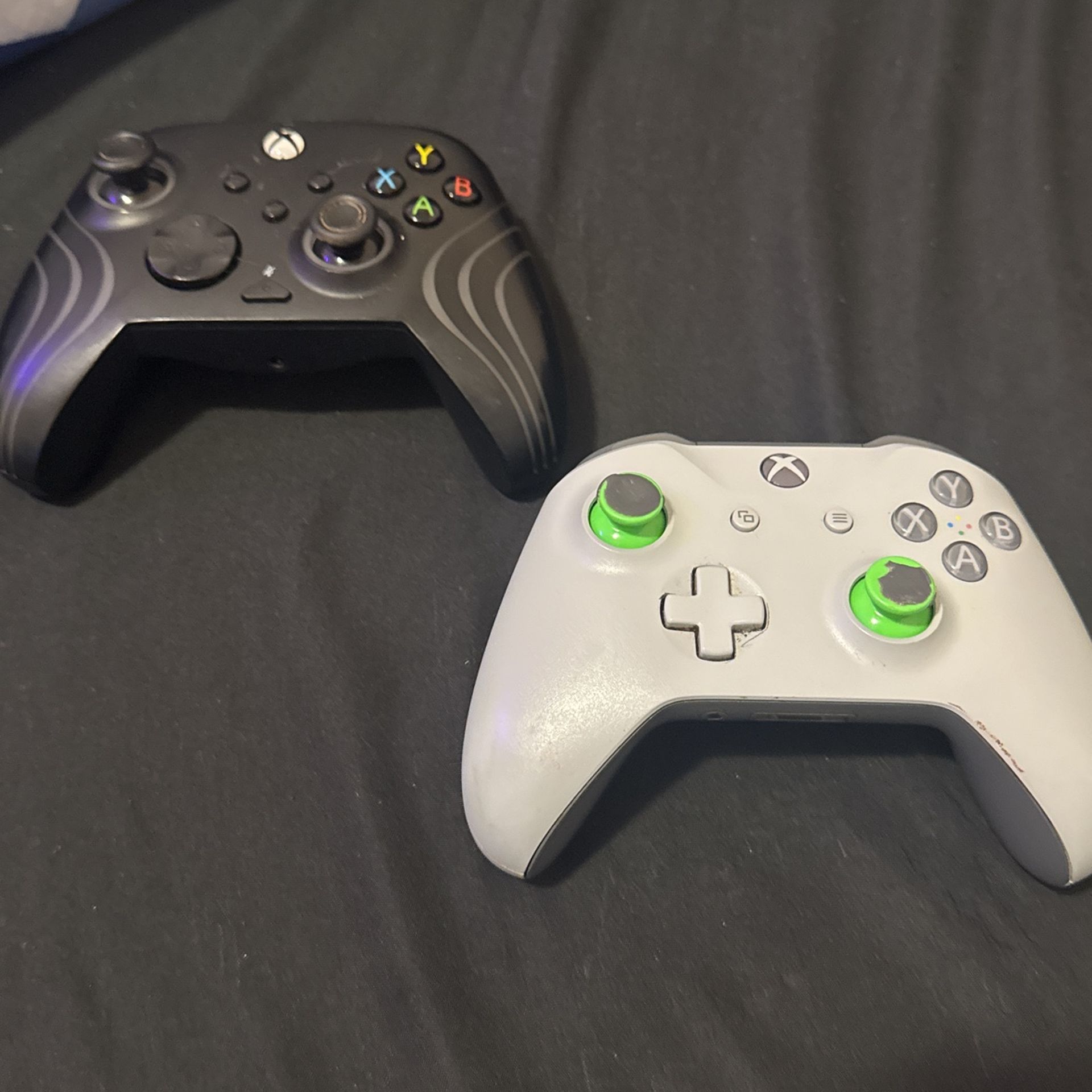 Xbox Series X|S Controllers