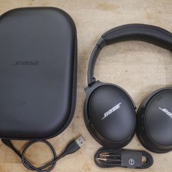 BOSE QUITE COMFORT HEADPHONES WITH CASE 887559-8