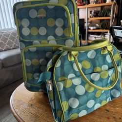 Suitcase 14”x22 And hand luggage Lake New