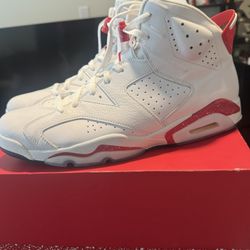 Air Jordan 6 ‘Red Oreo’