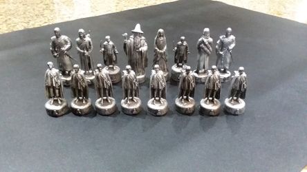 Lord Of The Rings Chess Pieces
