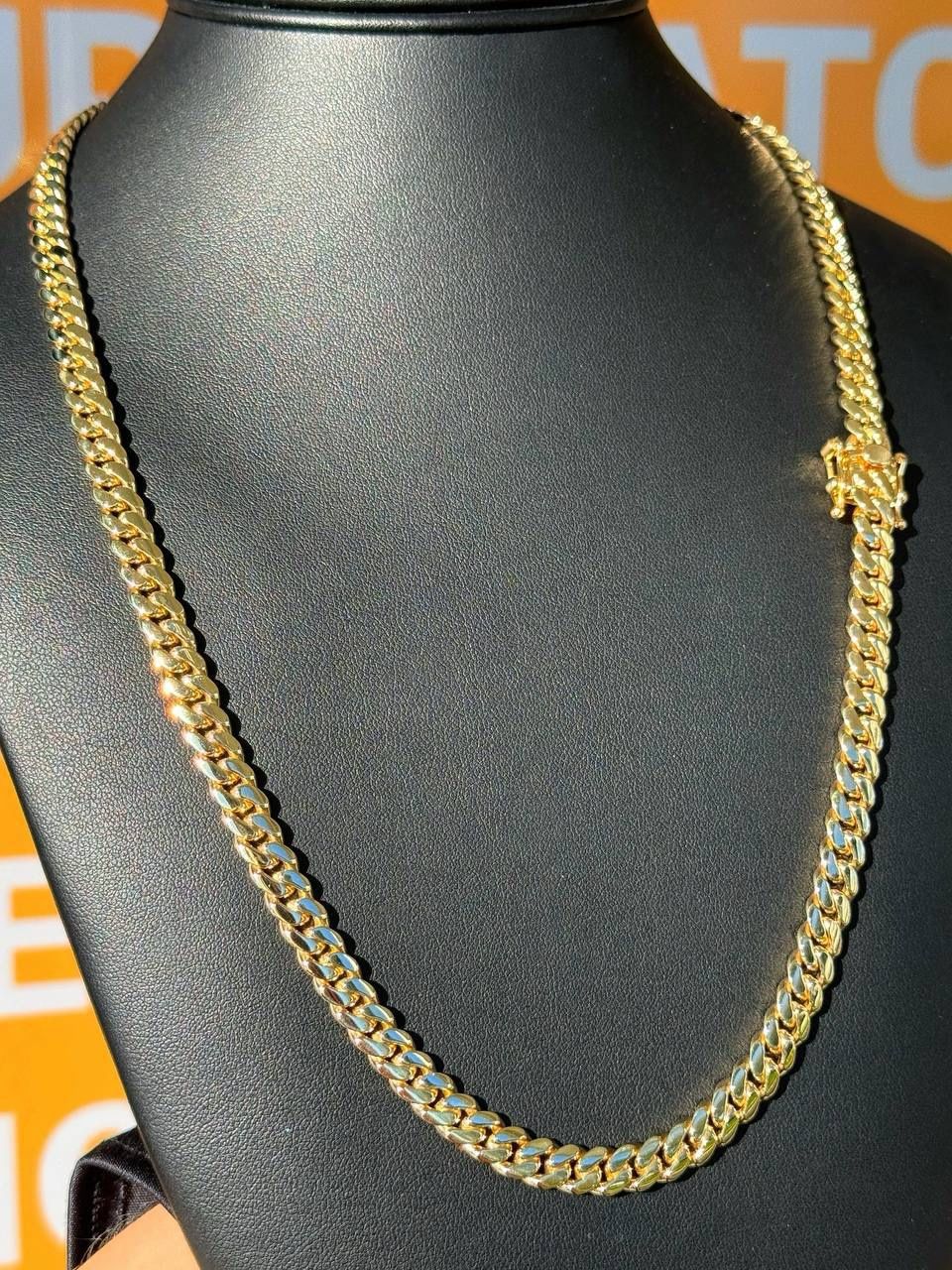 14k solid Yellow Gold Brand new Cuban link 24” Chain necklace