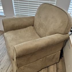 Nursery Rocker 