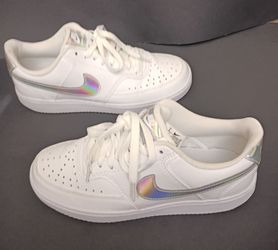 White Nike Court Vision Low Iridescent Swoosh | Women’s Size 8 | Excellent Condition
