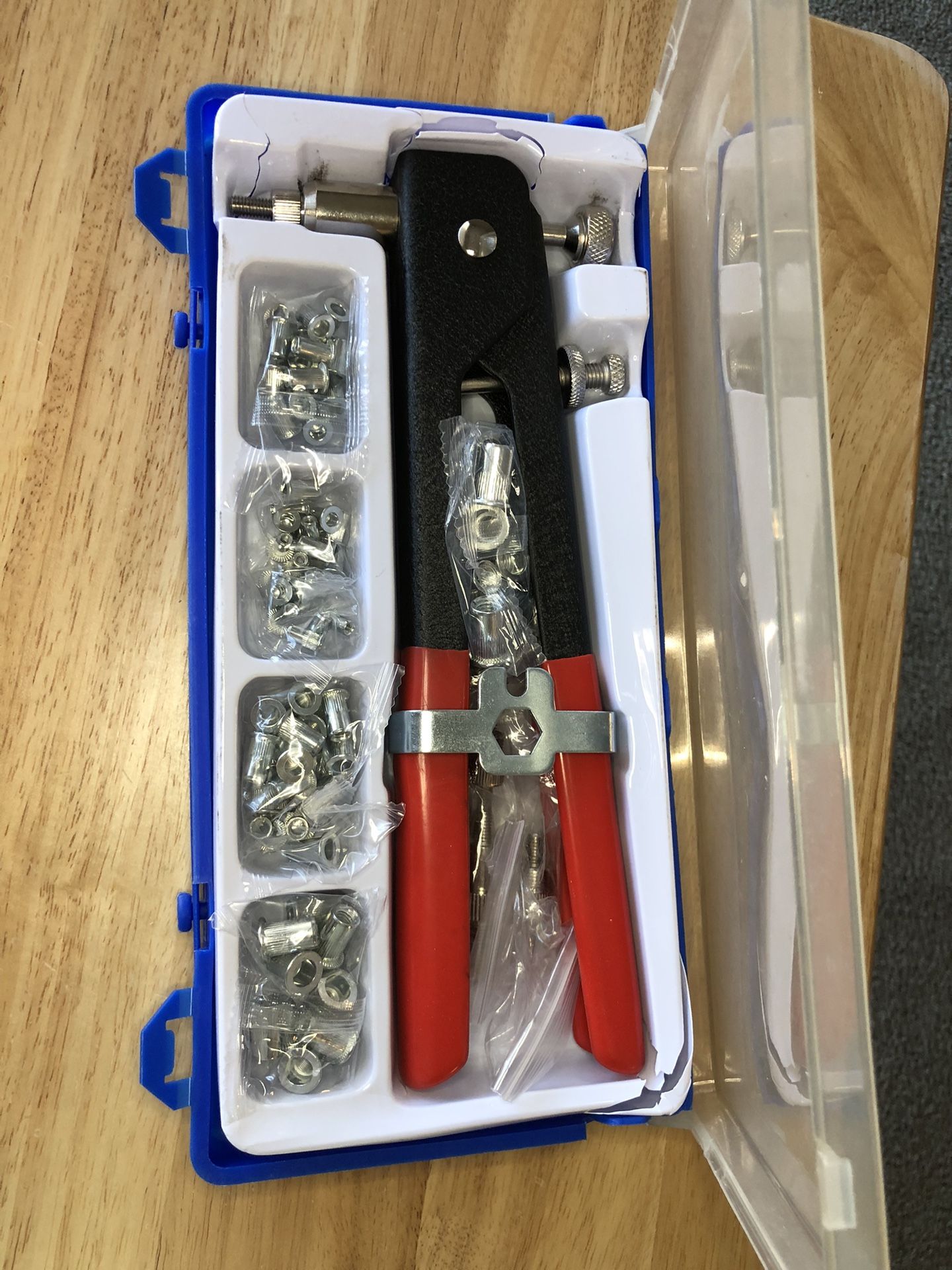 86 Pcs Rivet Nut Tool Kit