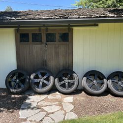 Land Rover defender 22” Wheels And Tires 