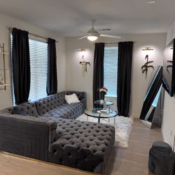 Living room Set (MOVING SALE)