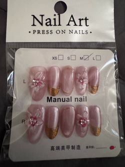 Press on nails medium