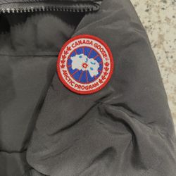 Canada Goose Red Badge