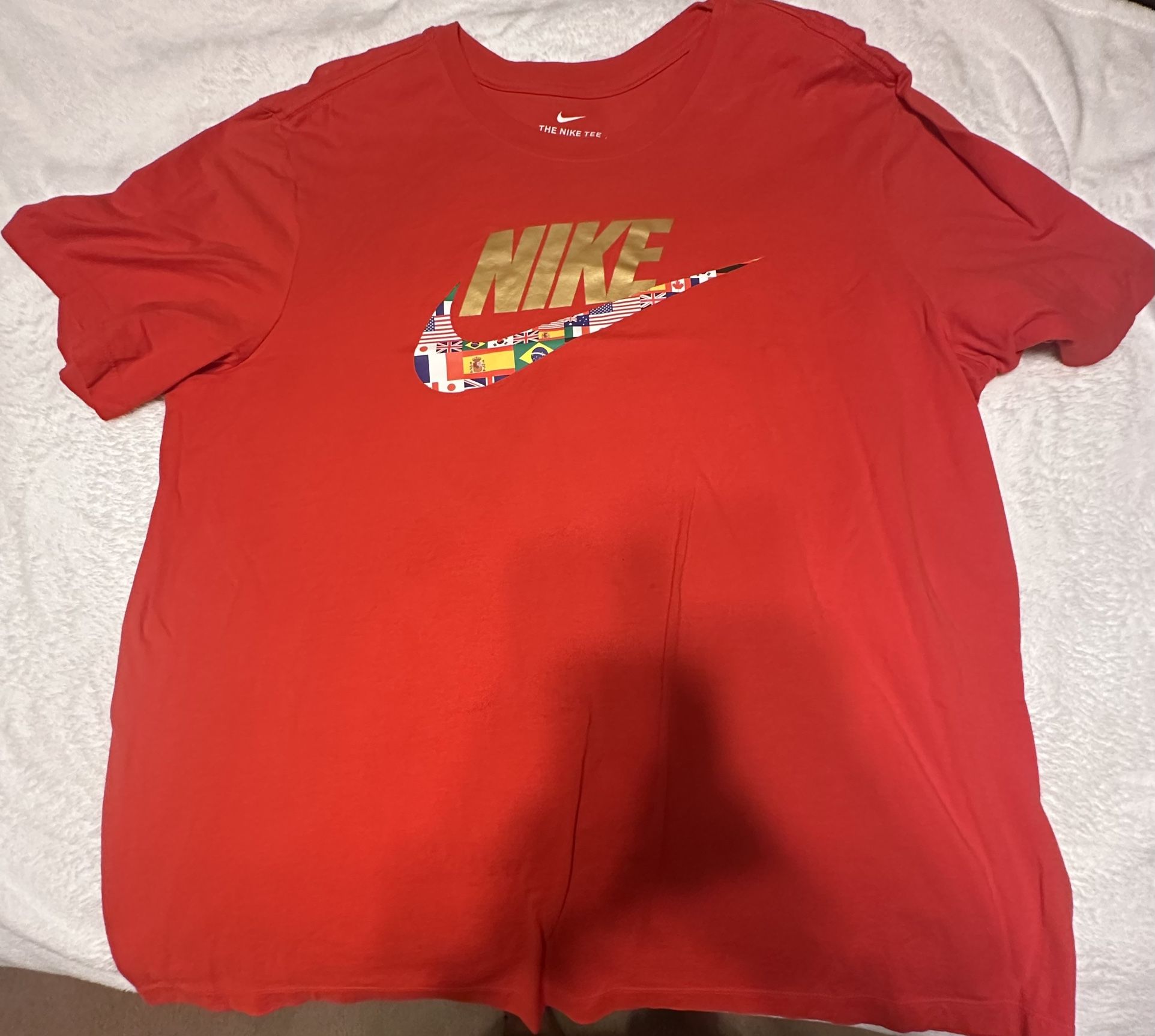 Nike T Shirt