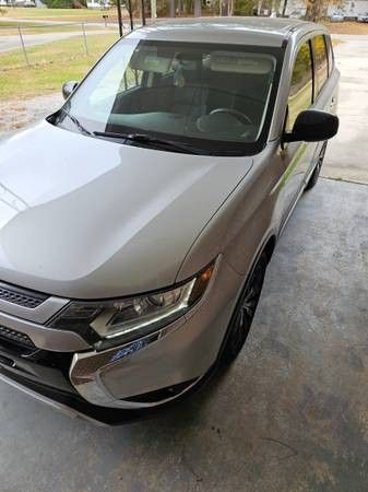 2019 Mitsubishi Outlander