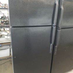 GE Black Top Freezer Refrigerator Free LOCAL DELIVERY 