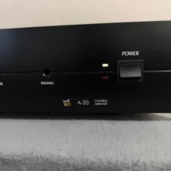 NHT Pro a-20 amplifier For Monitors 