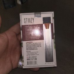 stiizzy battery 
