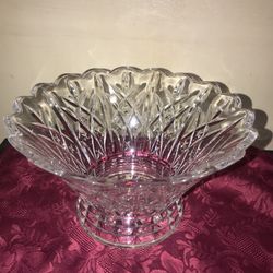 CRYSTAL DEEP BOWLS AND SMALL $20