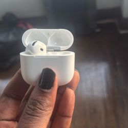Airpods 4