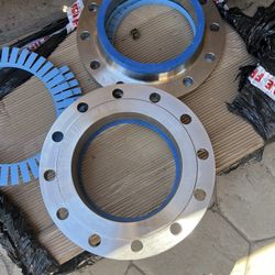 10" Weld neck 304L SS Flanges