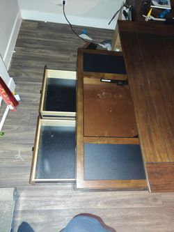 Pop out coffee table