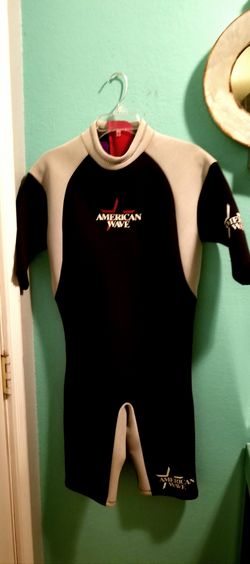 American Wave Shorty Wetsuit... Size Xl Adult... Like new!