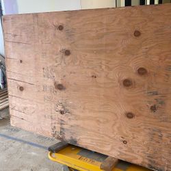 3/4 Plywood   7 Sheets 