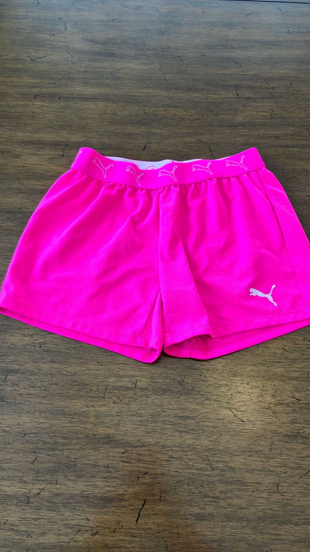 Puma Girls Shorts - Medium 10/12