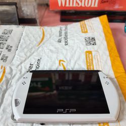 PSP GO White