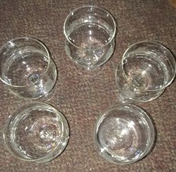 5 Identical Drinking Glasses