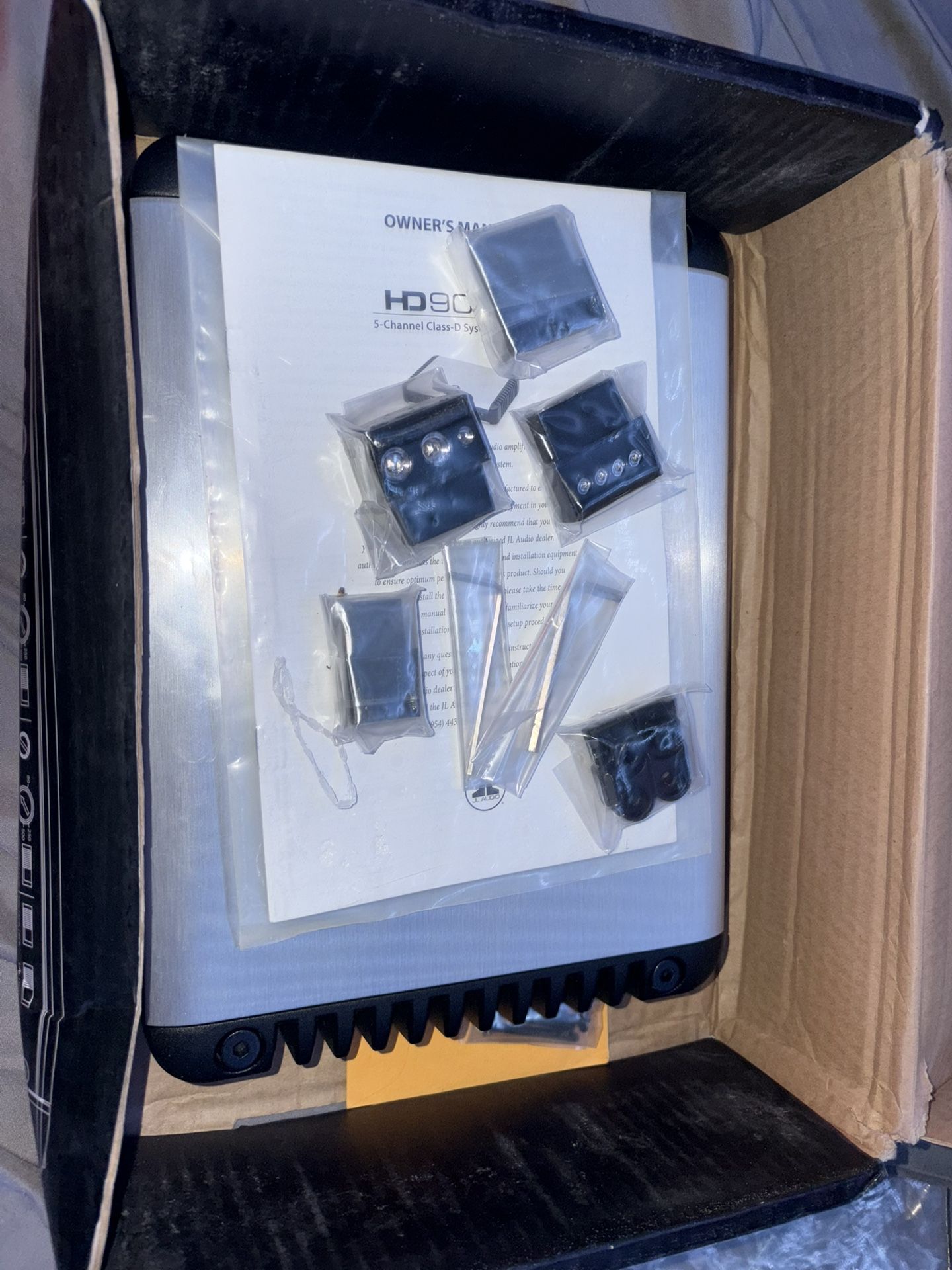 jl audio HD 900/5 amp