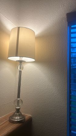 Table lamp