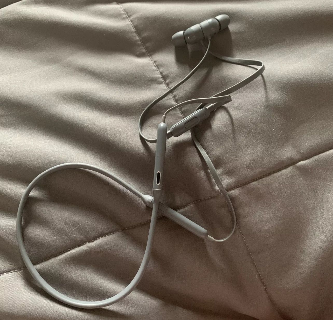 Beats X Headphones Model - A1763 (For Parts) white