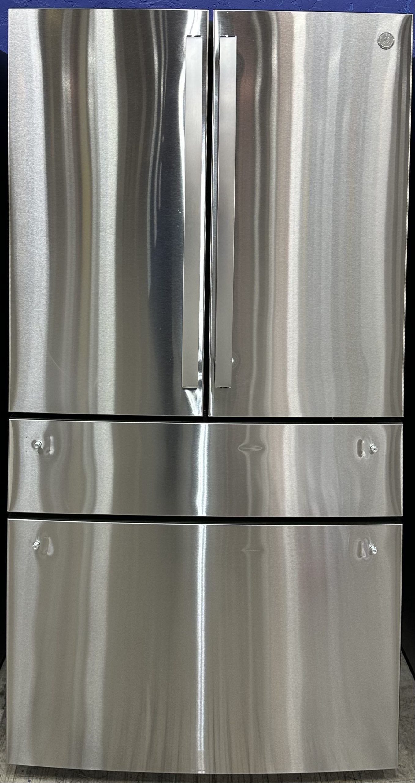 GE Refrigerator PGE29BYTFS 01780 .