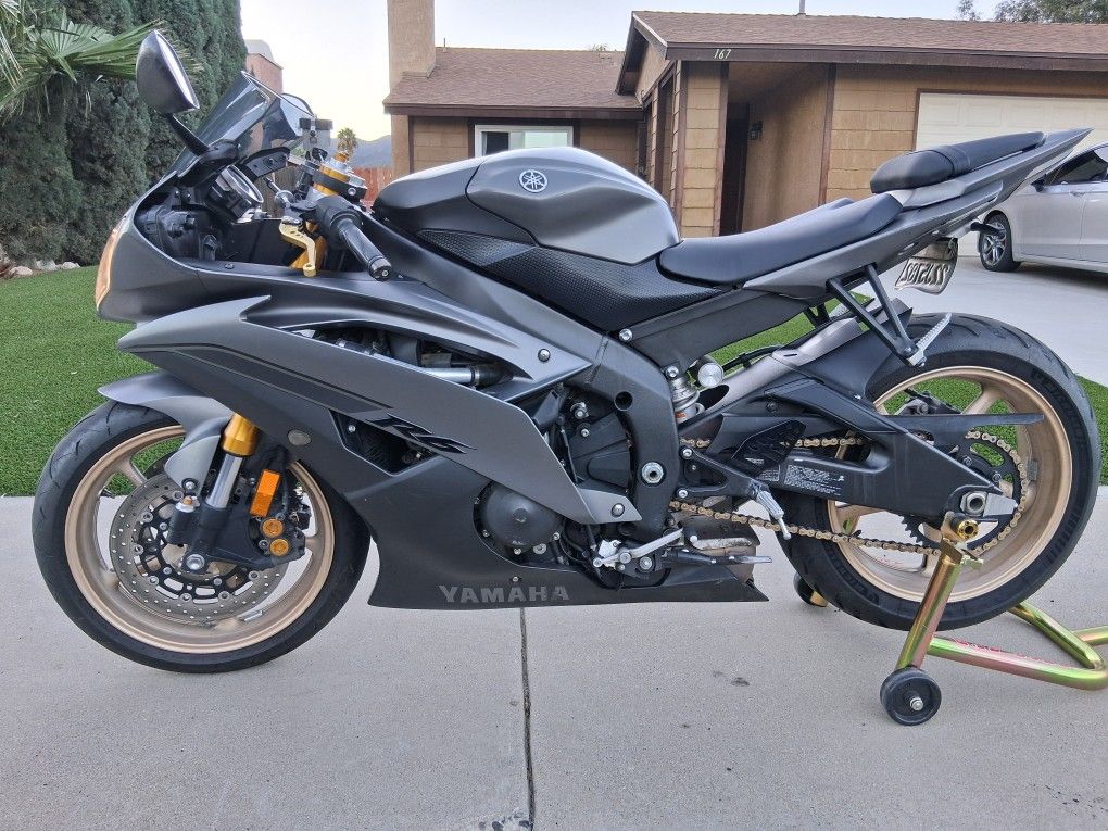2014 YAMAHA R6 for Sale in Lake Elsinore, CA - OfferUp
