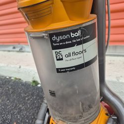Dyson Vacuum 