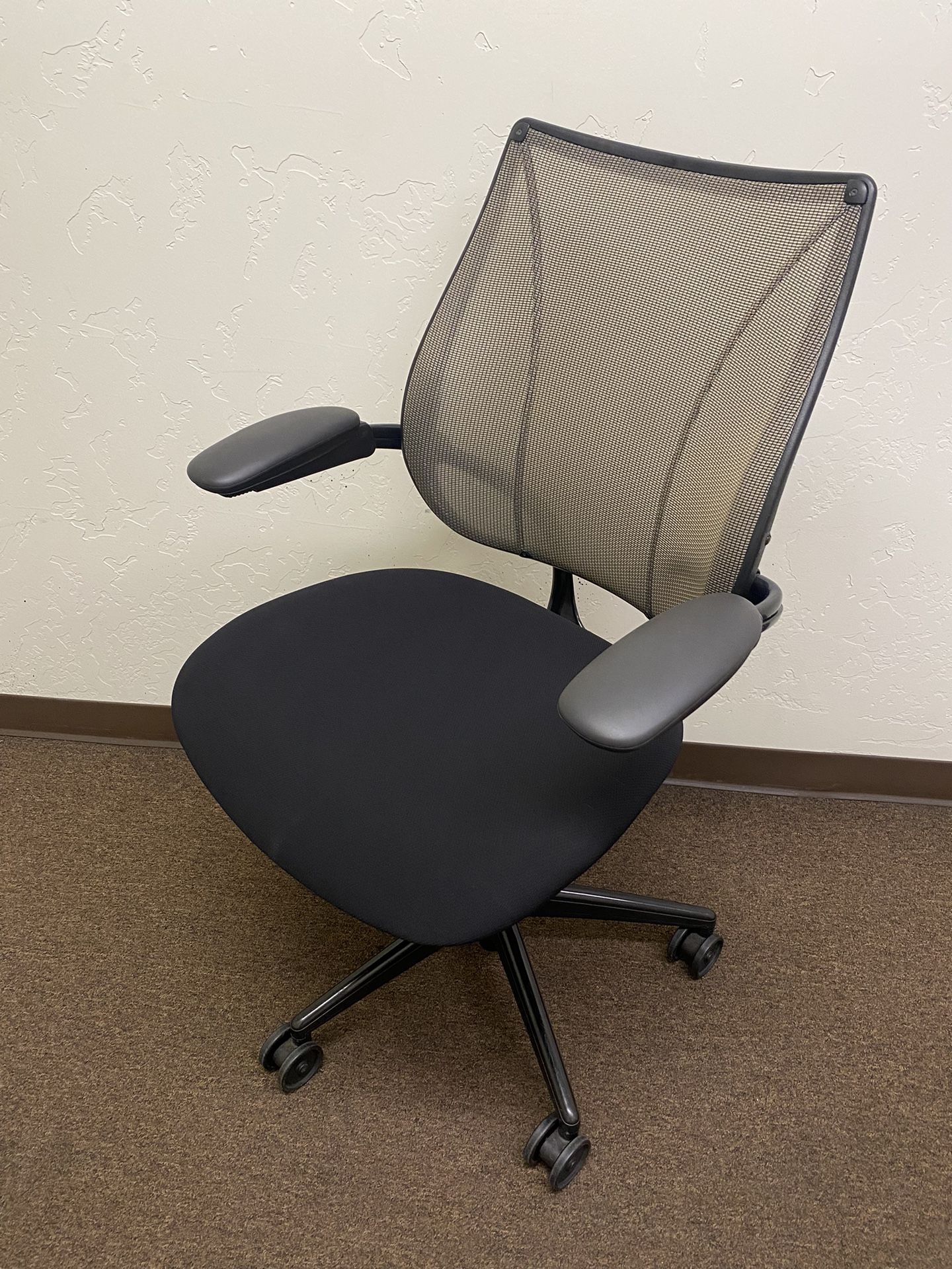 Humanscale Liberty Mesh Back Office Chair