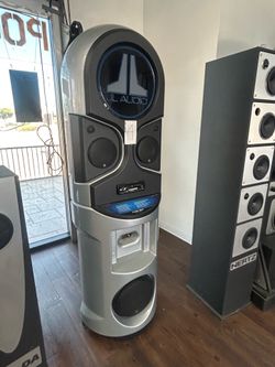 JL Audio Solo Interactive Retail Showroom Display Tower Kiosk