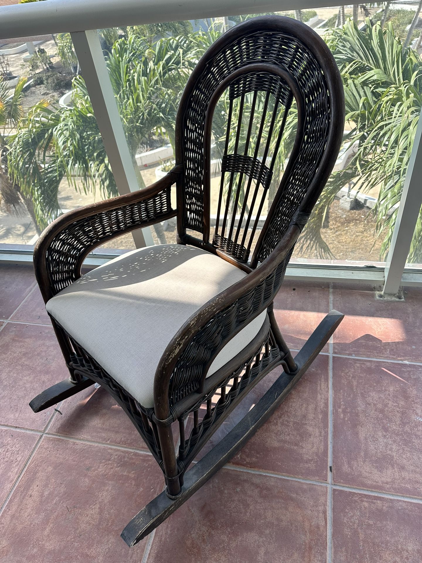 Wooden Rocking Chair