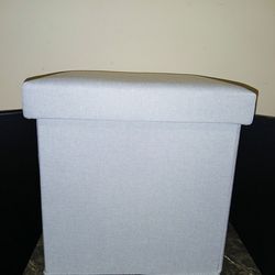Gray heavyweight ottoman.
