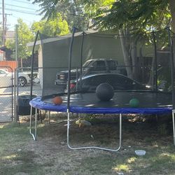 15 Foot Trampoline Already Dissassembled.