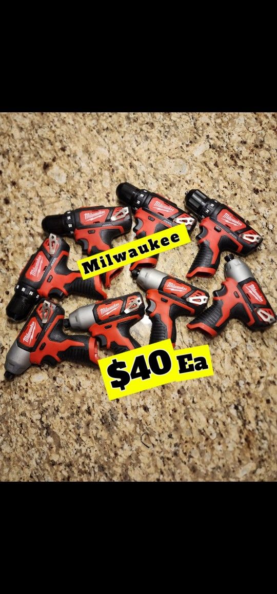 Milwaukee M12 Battery And Impact Drill