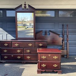 Cherry Bedroom Furniture Set