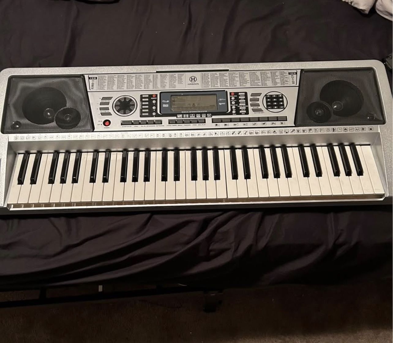 Hammer Piano Keyboard