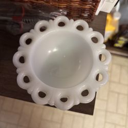 Anchor Hocking Old Colony Milk Glass Compote Lace Edge