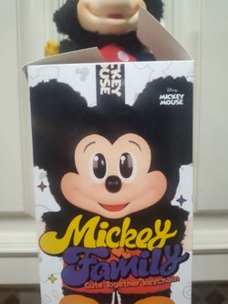 Mickey family keychain