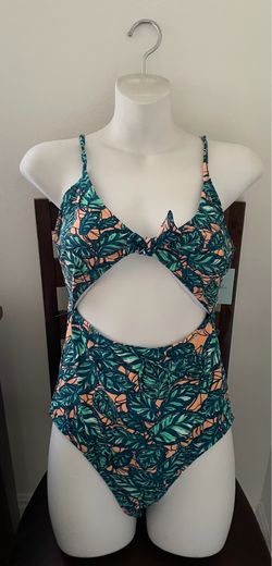 Bathing suit