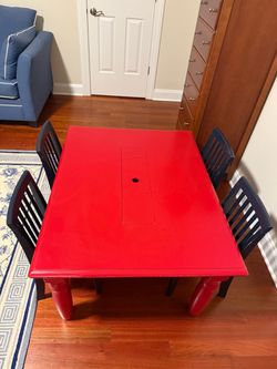 Red Kids Table and 4 Chair Set