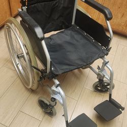 INTCO SELF PROPELLED WHEELCHAIR